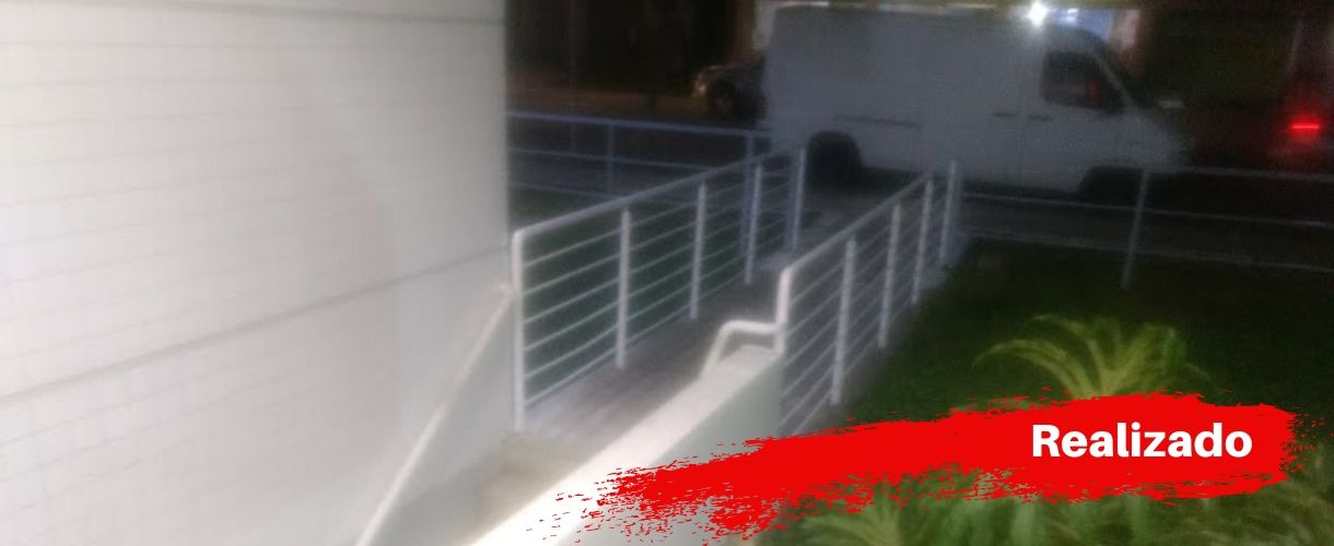 Pintura de Grades e Corrimãos